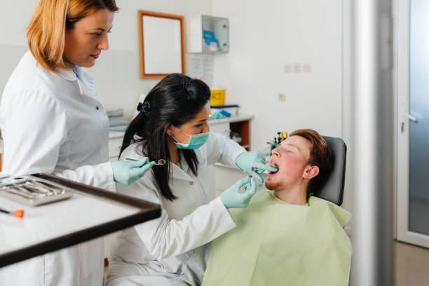 Best Dentist for Tooth Abscess  in Agua Dulce, TX